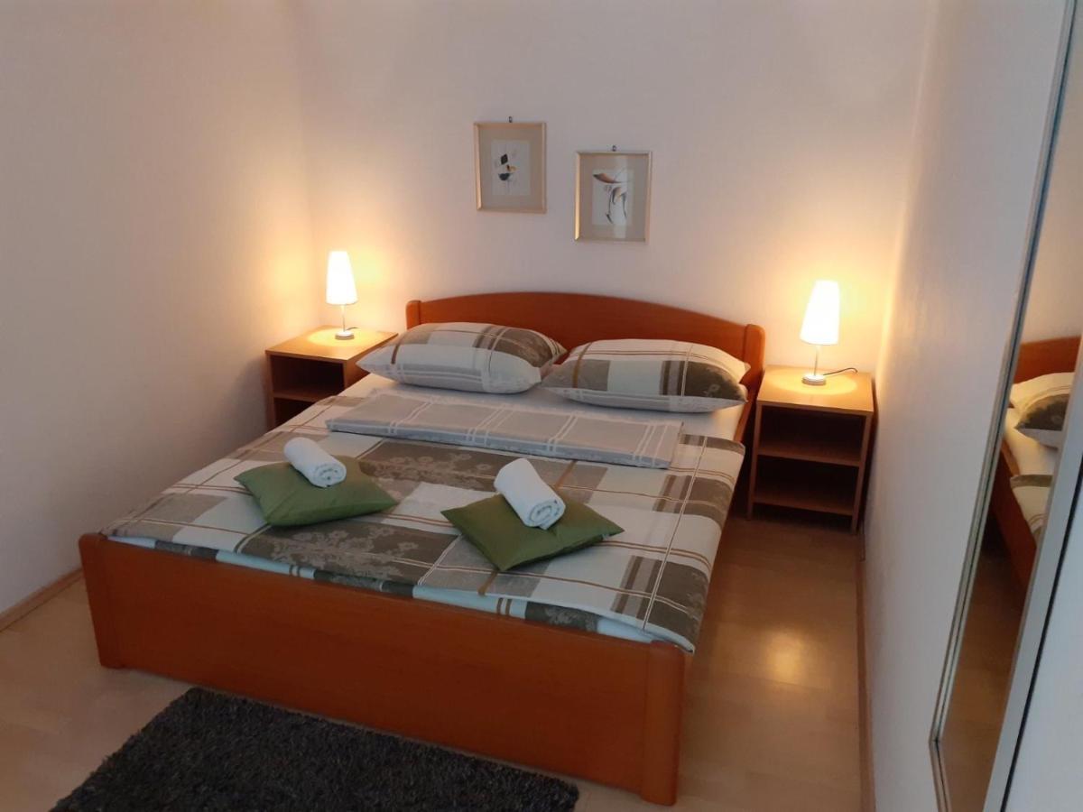 Apartment & Rooms Riva Vodice Exterior photo
